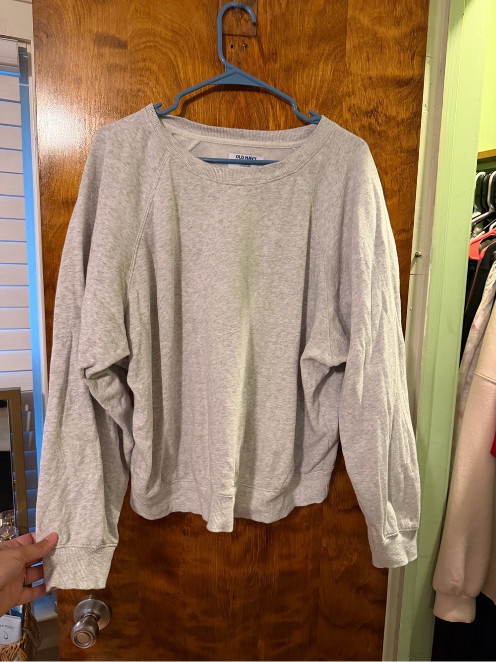 Old Navy Light Gray women’s Crewneck Sweater